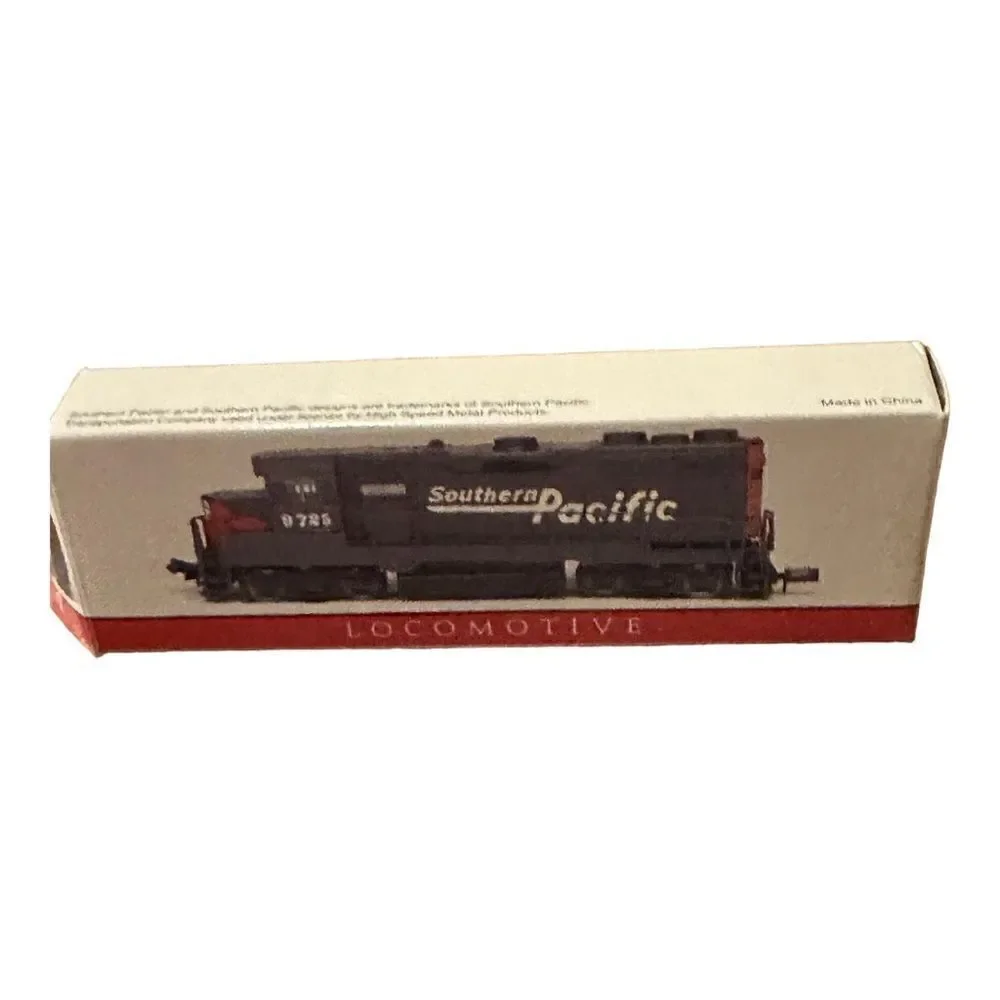 Southern Pacific Locomotive No. 9725 model engine 4